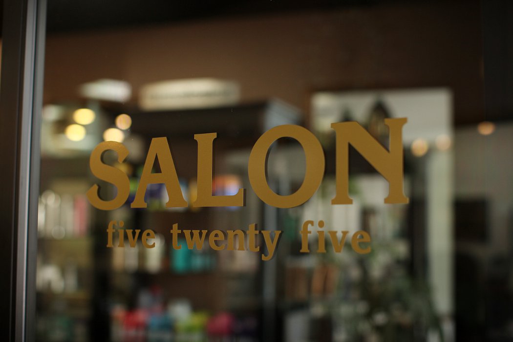 Salon Five Twenty Five in gold letters on the door